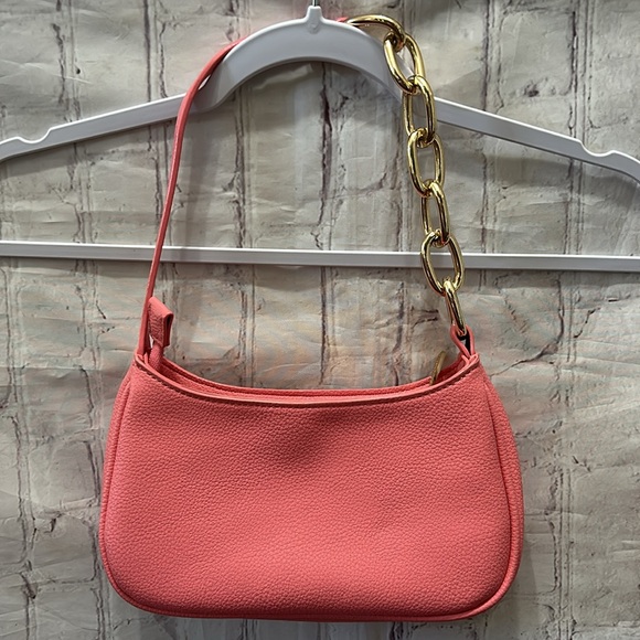 NWOT House Of Want Newbie Baguette Shoulder Bag in Pink Gold Chainlink Evening - Picture 1 of 8